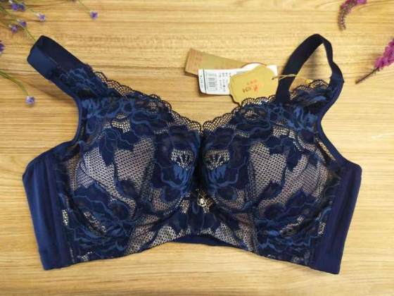 Free shipping Xue Nifang authentic bra thin BC cup cross soft support adjustment lingerie X61717
Free shipping Xue Nifang authentic bra thin BC cup cross soft support adjustment lingerie X61717