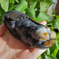 Collection-level boutique master Wu long pro-worker hanging red gold skin black and white clear ink jade single seed material skillfully carved pendant a