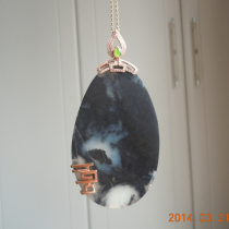 Dialect Hetian Jade value special original brand boutique black and white 18K blue and white brand looking for water fish f