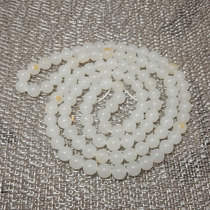 Dialect Hetian Jade recommended 980 yuan fake one compensation ten gold skin white jade seed material 6mm round beads DIY necklace promotion h