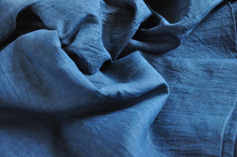 供应纯手工靛蓝染色苎麻布夏季中式diy布组服装面料
