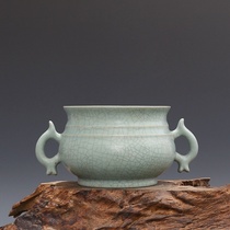 Song Ru kiln sky green glaze Qingliang Temple imperial double ear furnace smoker antique porcelain old objects collection
