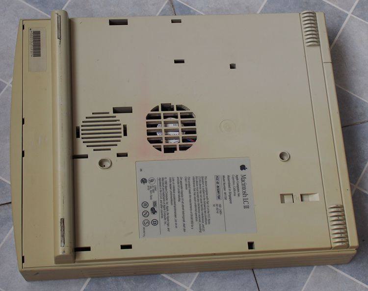 苹果麦金塔macintoshlcii古董电脑