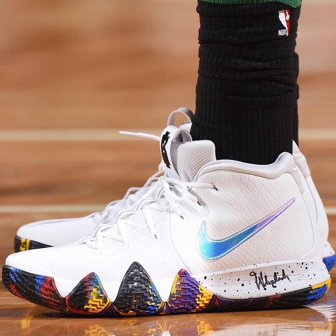 【bj正品】nk kyrie   欧文4代 ncaa疯狂三月 篮球鞋943807-104