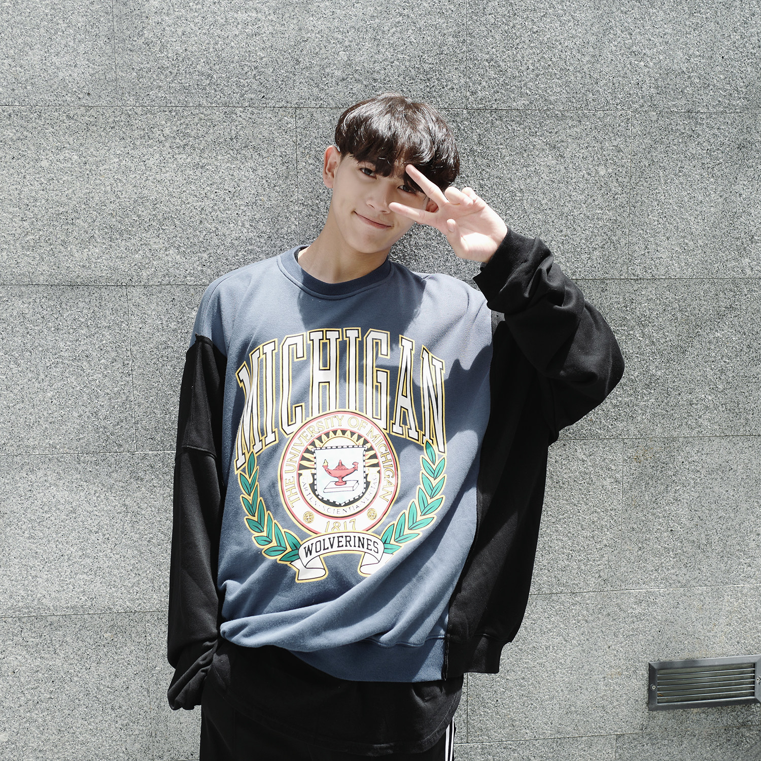 首席名模17年秋季新款拼色拼接复古系oversize套头pgone卫衣