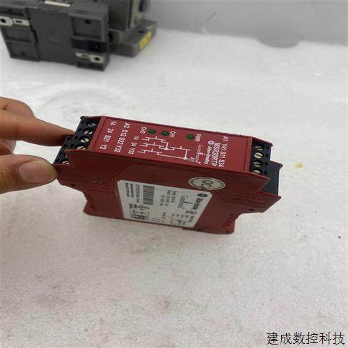 협상 가능한 AB Rockwell 안전 릴레이 MSR30RTP 440R-N231 (Fendou Electronics) 협상 가능한 AB Rockwell 안전 릴레이 MSR30RTP 440R-N231 (Fendou Electronics)