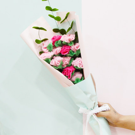 节日礼物 手捧仿真康乃馨花束不织布消磨时间的手工diy制作材料包