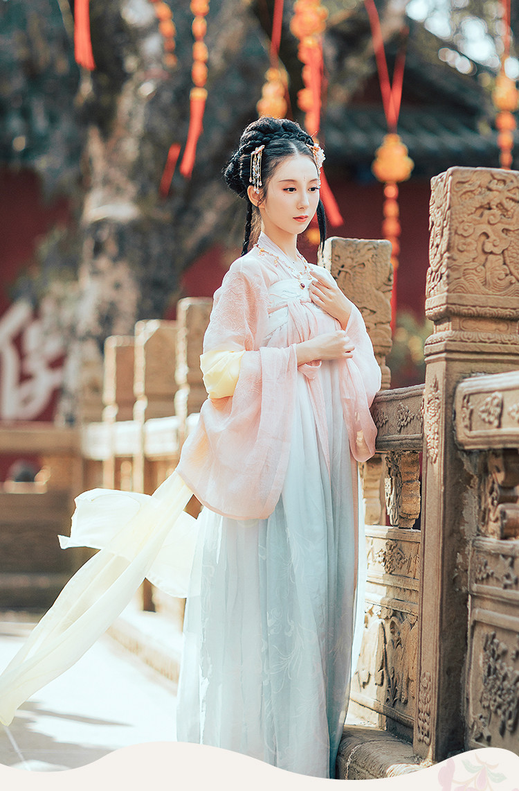 汉服都城南庄原创绣花春夏女款齐胸襦裙两件套新款渐变清新裴玄月_7折