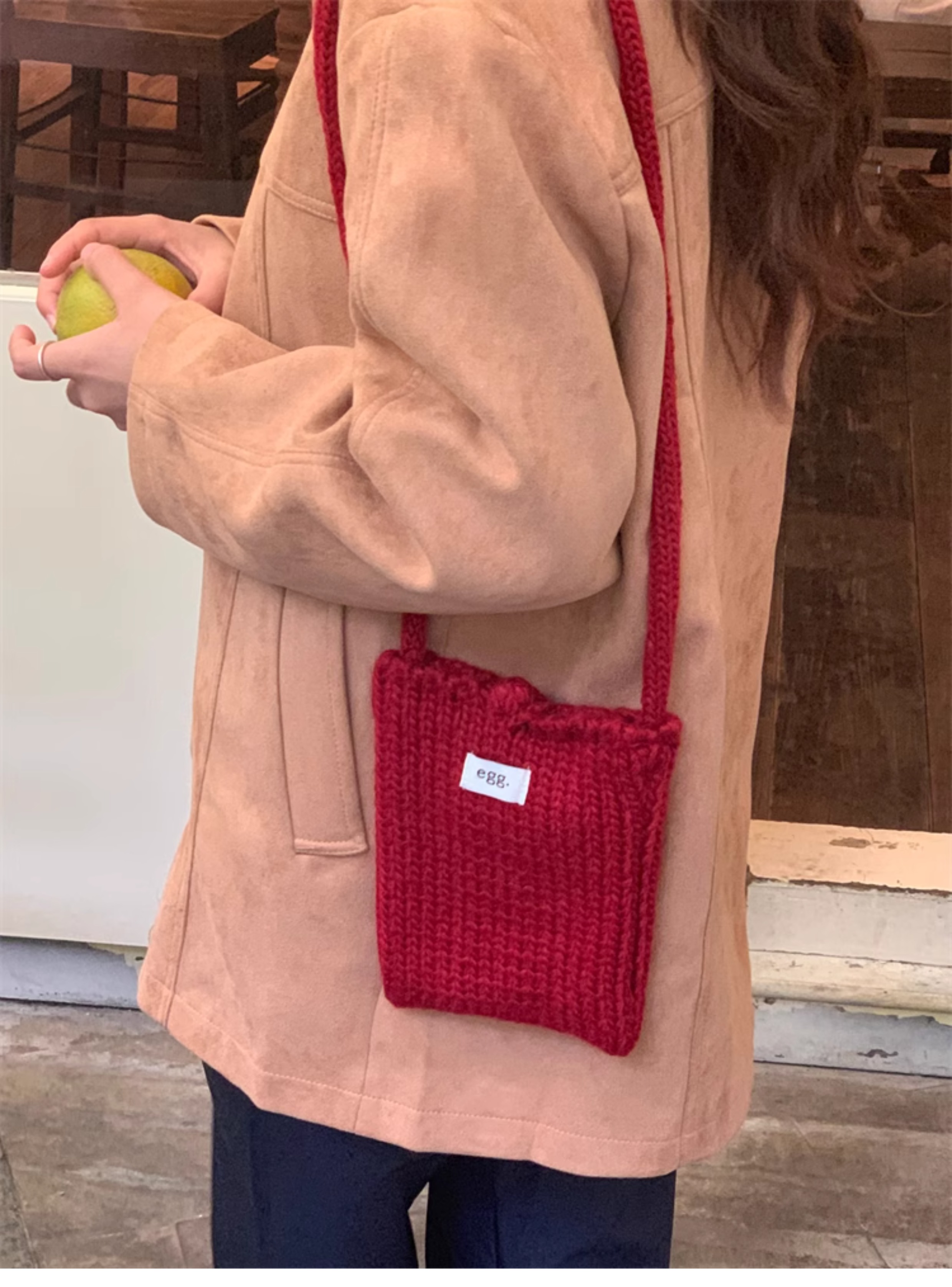 红色氛围感egg斜挎小方包秋冬款手工编织手机包迷你毛线针织单肩