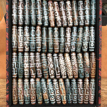 Xiangxiong Tianzhu Tibetan nine-eyed Tianzhu natural Cinnabar genuine nine-eyed Shale Tiansheng Stone Necklace pendant