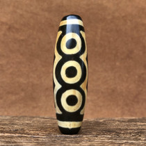 Natural Tibetan five-eyed sky beads genuine to pure agate chalcedony pulp thick weathered delicate pendant pendant