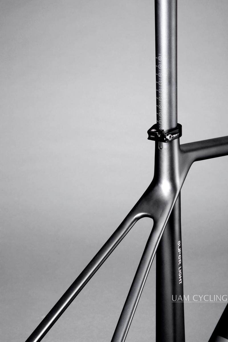 鸿富产品avenger复仇者高模碳纤维车架公路车架轻量版车架a6