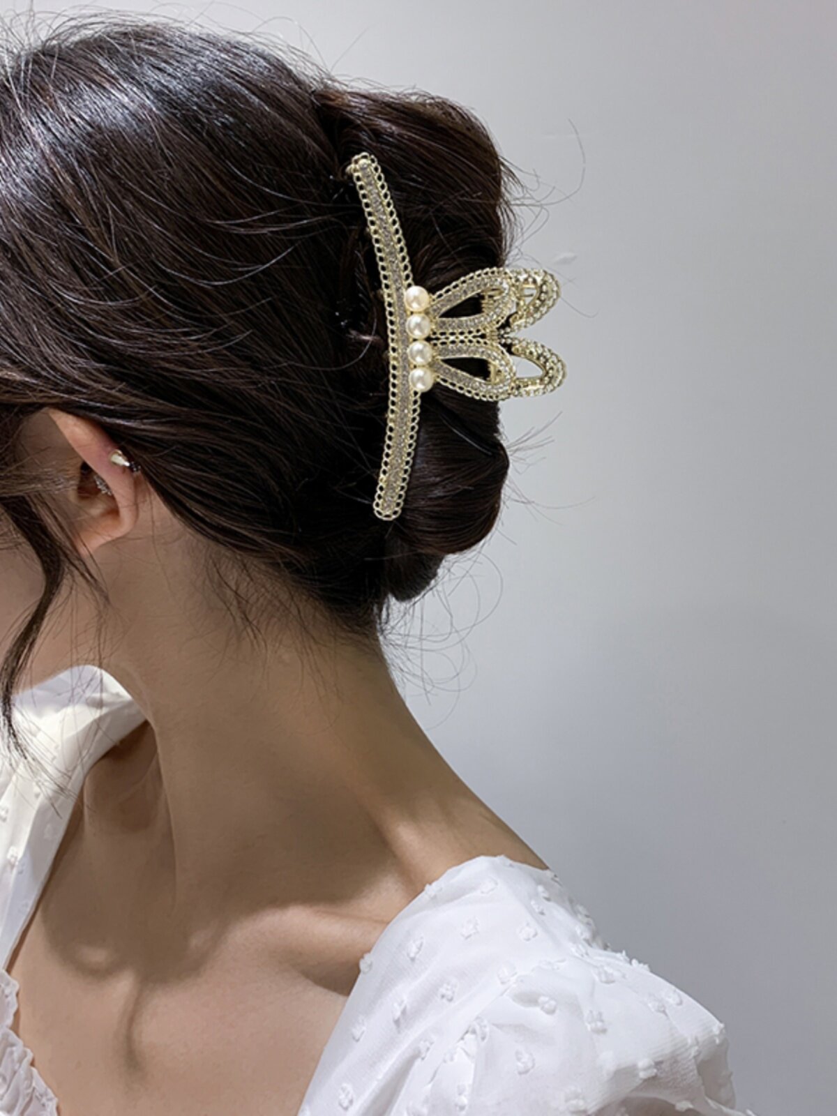 珍珠发夹女兔耳朵抓夹网红盘发鲨鱼夹Hair clip