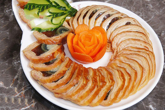 买7条多省包邮皮蛋卷鸭皮卷皮蛋鸭卷皮卷酒店餐馆冷盘菜三个起拍