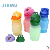 Portable childrens urinal cartoon car retractable urinal boy baby frog urinal with lid urine bucket