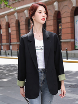 Internet celebrity small suit jacket female design sense niche temperament self-cultivation all-match Korean version loose slim fashion suit tide
