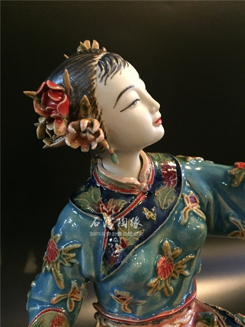 石湾陶瓷仕女摆件 家居饰品 创意摆设 古代美女 喜获大利_7折现价320