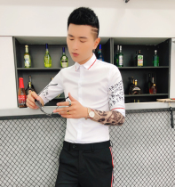 The only way for Mr. Slim letters popular shirt men short sleeve Korean version of the shirt design male elbow sleeve red handsome tide