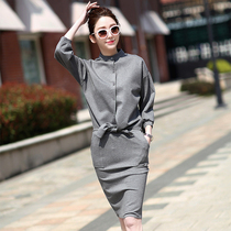 2022 New Type of Aging Fashion Foreign Air Design Sensation Academy Wind Small Sub-Style Suit One-piece Dress Superior