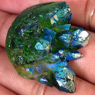 4克拉 彩虹 七彩能量 钛晶原矿石 巴西产