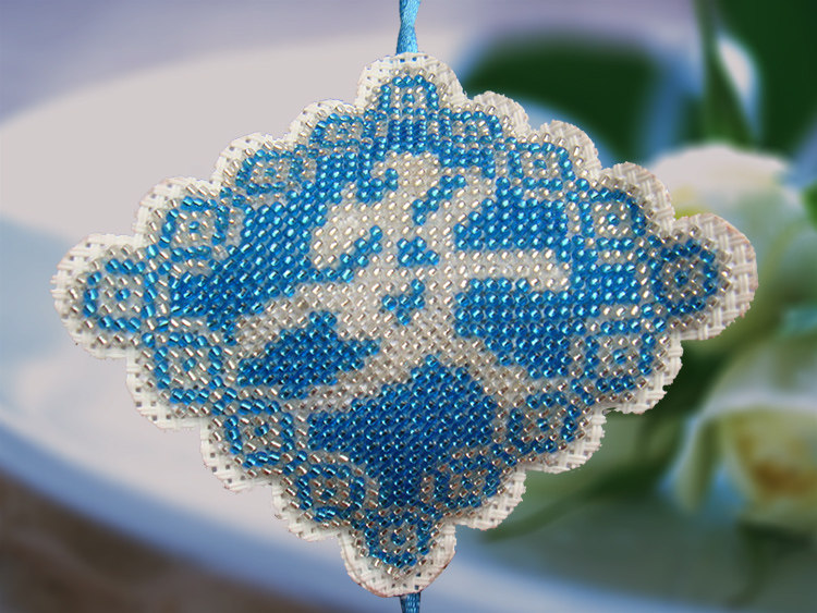 精准印花十字绣新款全珠绣汽车挂件三面立体多色符挂件