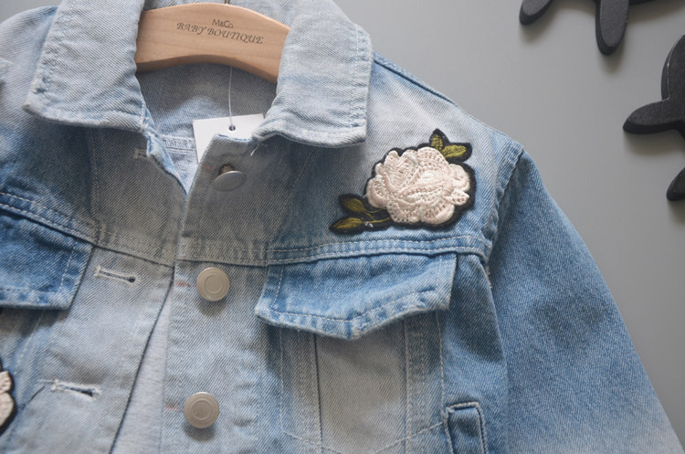 壹周品牌韩版女童装2017春秋装女孩中小童装贴绣花渐变牛仔衣外套