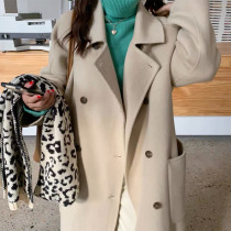 Special deal with Hepburn style thick oatmeal color woolen coat women 2020 autumn and winter Korean version of the new long Japanese style
