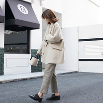 Temperament woolen coat women 2021 autumn and winter New woolen coat Hepburn wind small man popular short Korean version