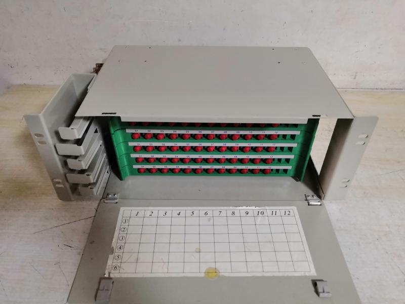 fully equipped with 72 core odf optical fiber distribution frame single-mode fc/sc odf optical fiber distribution box odf frame optical fiber transfer box