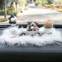 Suitable for Mercedes-Benz BMW premium car interior ornaments creative couples Diamond adorned cute decorative perfume car interior