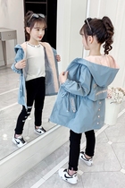 Girl windbreaker coat spring and autumn clothing 2021 new little girl in big children Net red ocean air thin coat Korean version tide