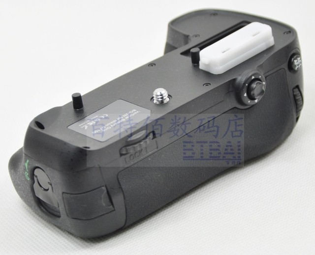 MB-D15