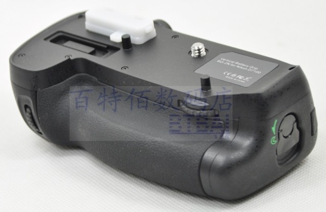 MB-D15