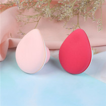 Heart-shaped small mushroom powder bashing in the shape of a