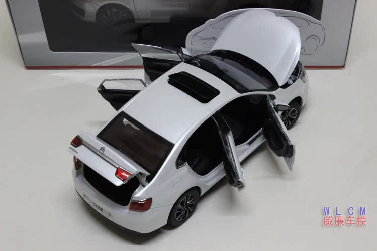 Модель машины OTHER CITROEN C4 1:18 Модель машины OTHER CITROEN C4 1:18