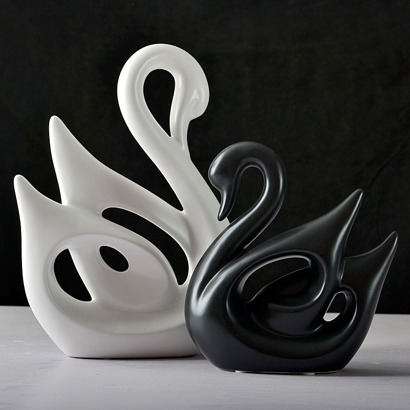 Nordic contracted household act the role ofing is tasted, black and white swan furnishing articles wine sitting room adornment wedding present ceramic arts and crafts