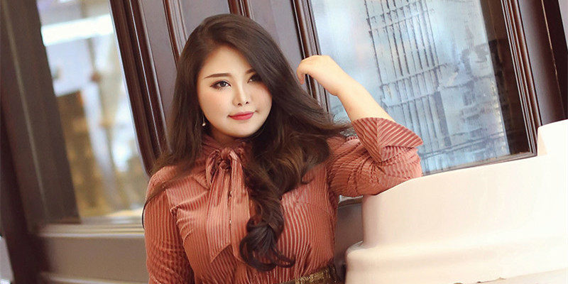 微胖mm穿衣应该学会扬长避短!