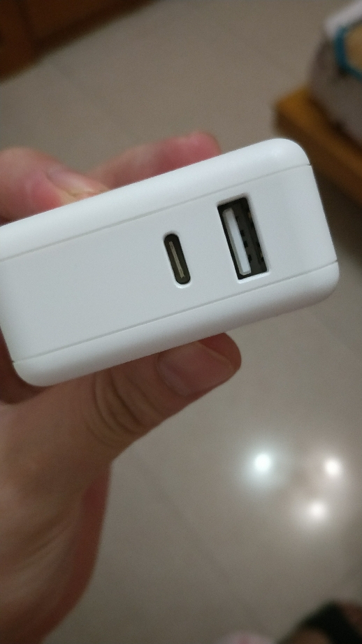 双口输出30W快充怎么样?质量如何,安全吗,真实使用感受,第4张 双口输出30W快充怎么样?质量如何,安全吗,真实使用感受,第4张