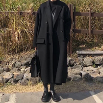 The black man coat is a long and small hair in the new Korean version in the fall and winter of 2022