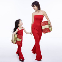 New Shadow Building Proparent Theme clothing Mother and daughter according to red personality fashion jump suit at the 2022 exhibition
