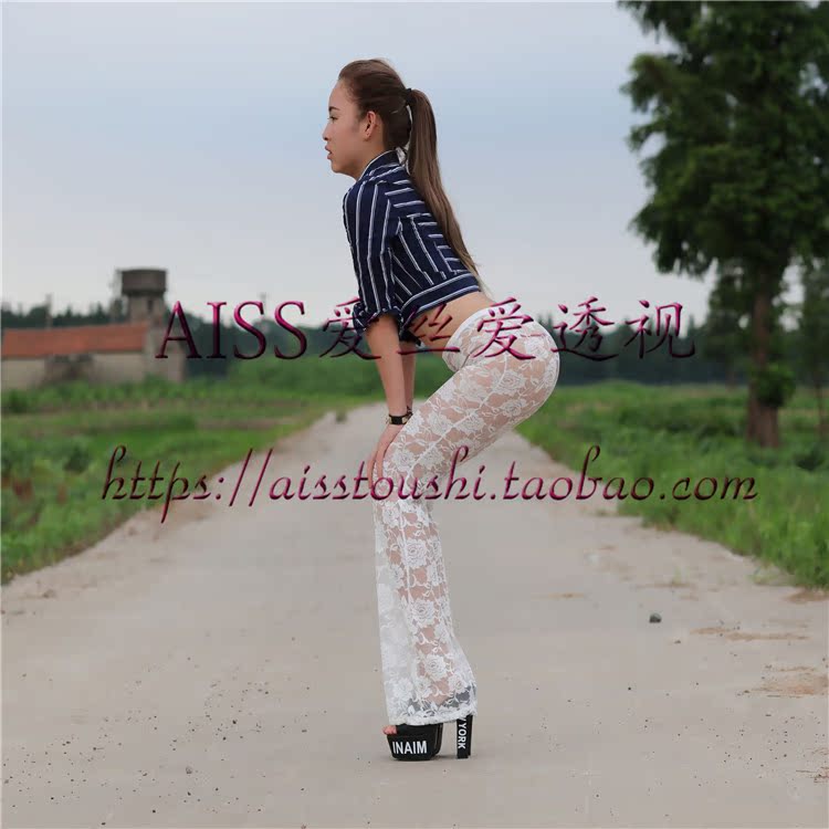 Женские брюки AISs love love perspective Женские брюки AISs love love perspective