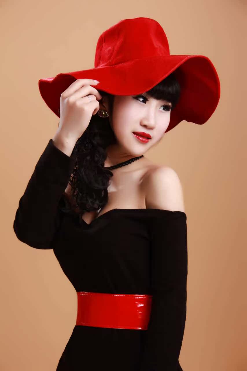 十艺节群星奖得主张玉被网友评小李小璐 - 明星娱乐