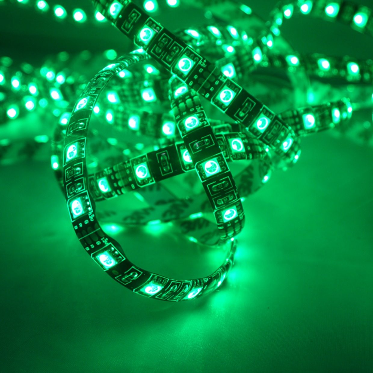 led黑底七彩灯带12v黑板5050rgb汽车贴片 滴胶防水60灯软灯条包邮