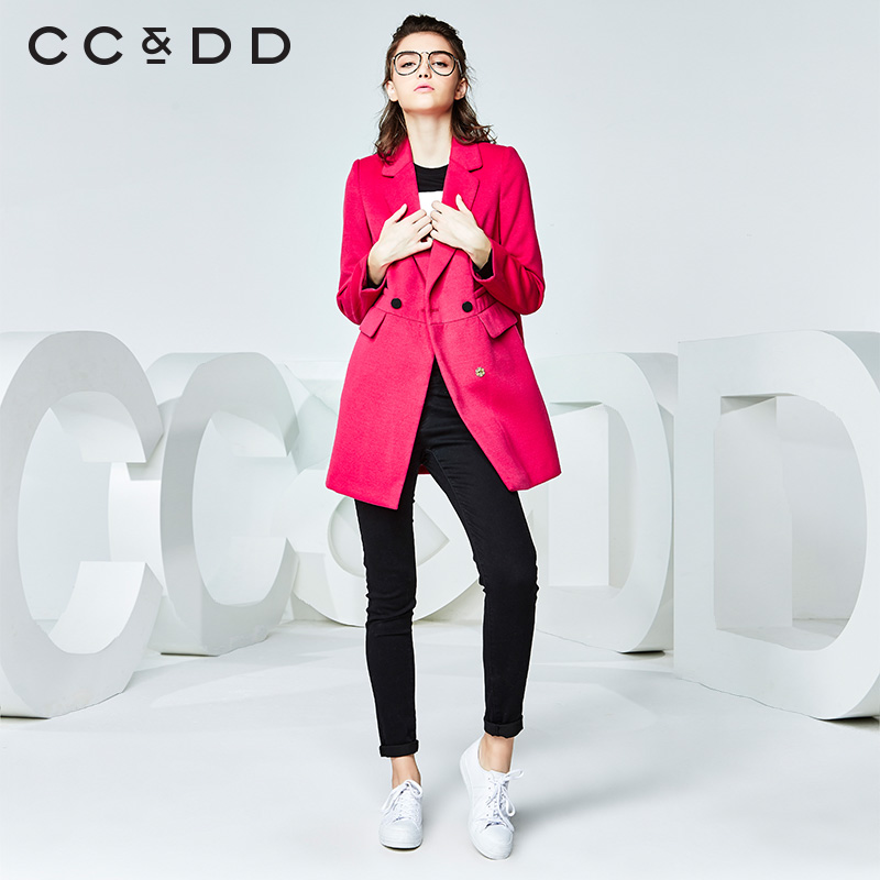 CCDD2016冬新款专柜正品女西装领双排扣廓形大衣韩版通勤OL外套产品展示图4