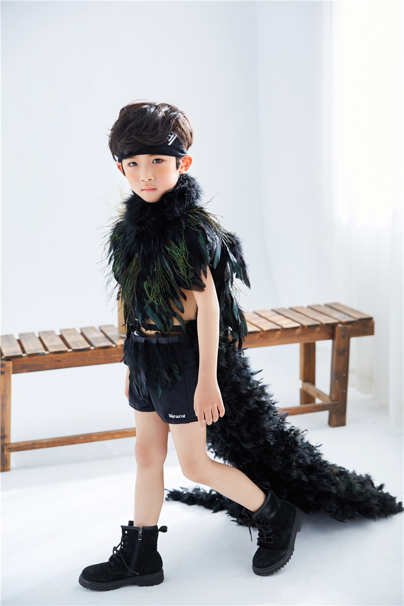 定制2018新款男童走秀拖尾华服车模t台模特大赛创意羽毛舞台表演服装