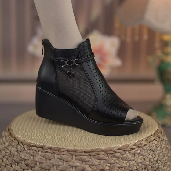 Qiao Yiren Fashion Women's Shoes Single Shoes Hollow Fish Mouth Thick Sole Hollow Heel Roman Shoes Korean Style Sandals Fashion Sandals
Qiao Yiren Fashion Women's Shoes Single Shoes Hollow Fish Mouth Thick Sole Hollow Heel Roman Shoes Korean Style Sandals Fashion Sandals