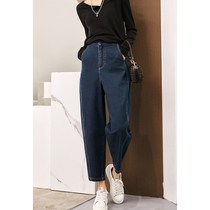 の笑家 strongly recommends the self-stretching effect and a new upgraded version. A pair of denim sickle pants that I love to the bone.