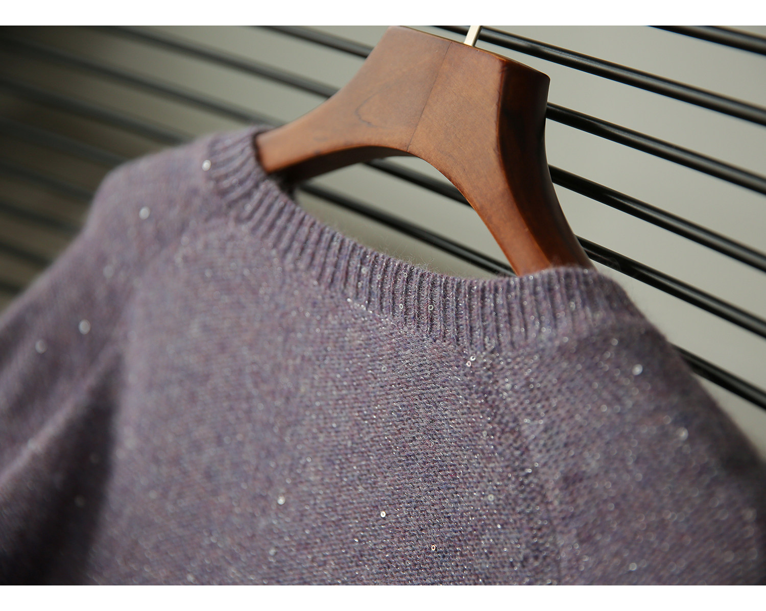 zyt362228vg 繁星微闪!薰衣草紫 珠片软糯轻暖 圆领针织毛衫