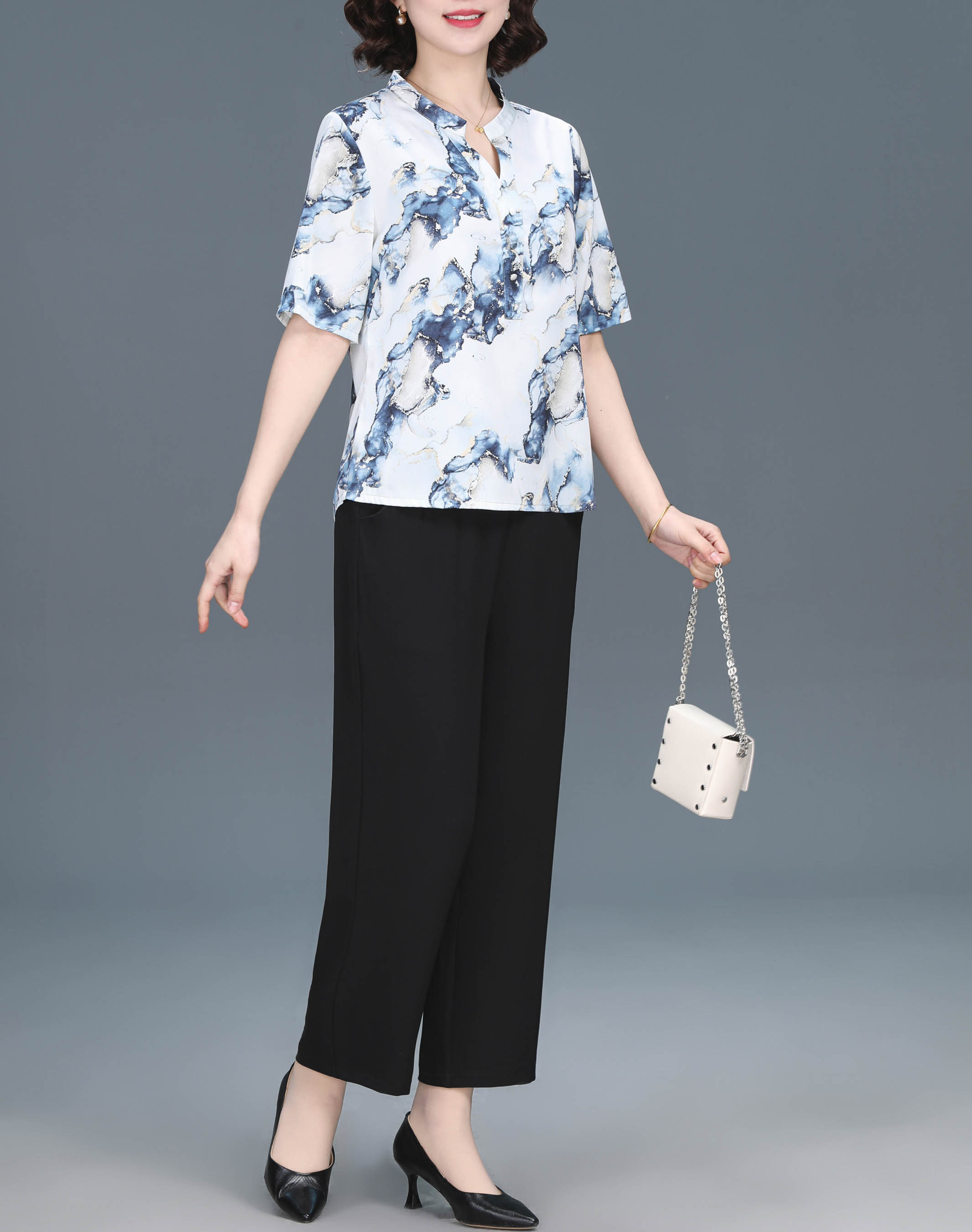 洋气妈妈夏装短袖衬衫2024新款中年女时尚套装中老年衬衣气质上衣