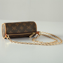 Hong Kong 2021 new small cylinder bag crossbody Korean version Joker shoulder round bag chain space capsule pet backpack